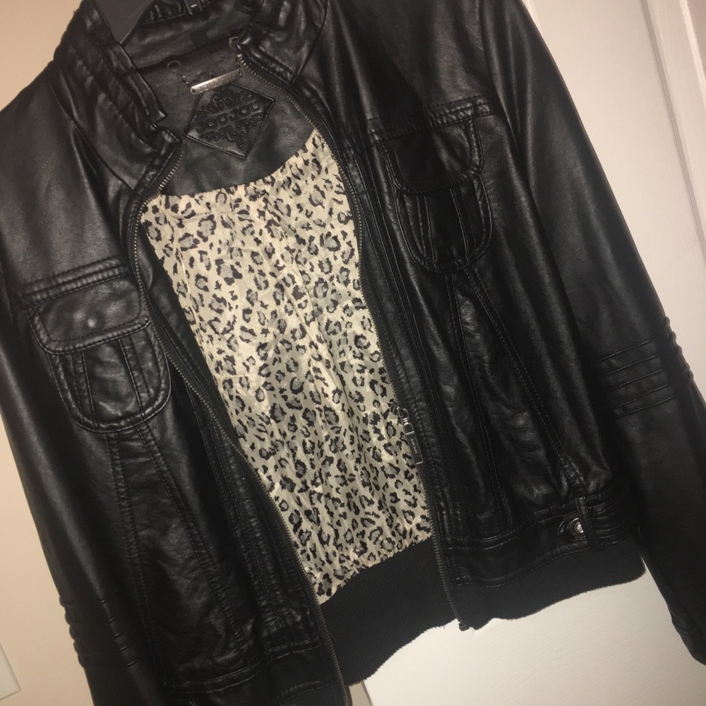 Leather jacket 🌸